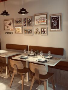 Full wall frame composition